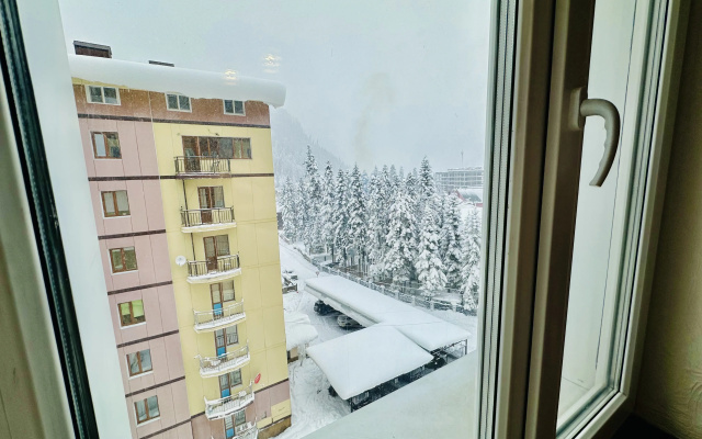 Kvartira na Alanskoj, 25 "Trehkomnatnye"