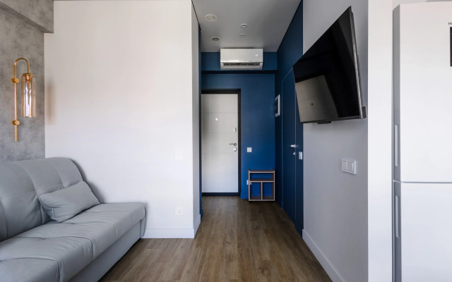 Dizaynerskaya Studiya V Zhk Sen-Trope Apartments