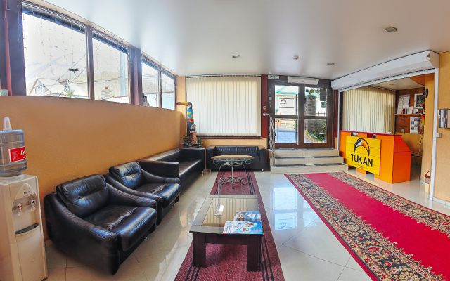 Tukan House