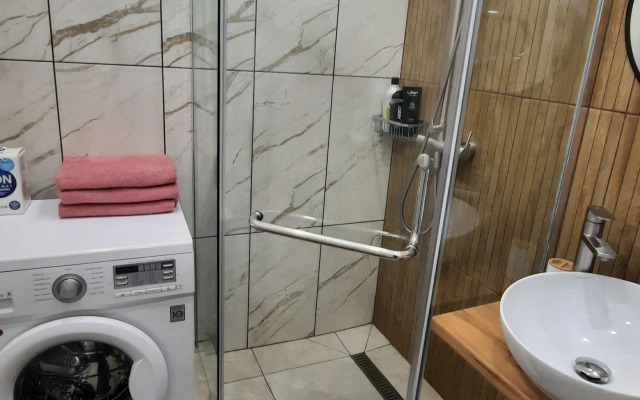 Dvuhkomnatnaya na Aleksandrova 18 flat