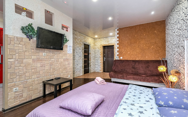 Квартира рядом с Мнтк им. Федорова и Ск Заря