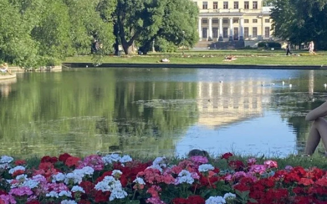 Квартира в сердце Санкт-Петербурга с парковкой для вашей семьи