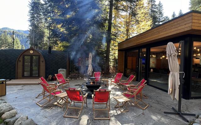 Gory Village Hotel