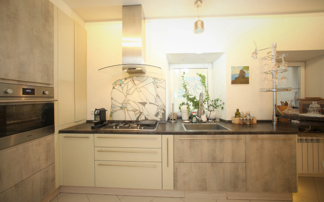 Апартаменты Просторные Апартаменты Рядом с Сенной Площадью