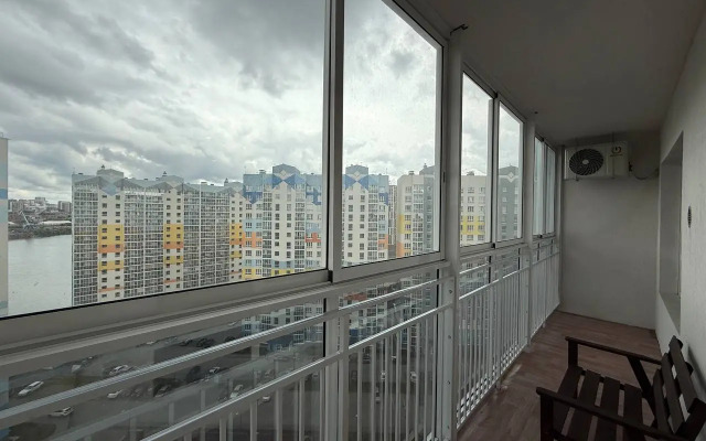 Novaya Studiya Ryadom S Akvaparkom Flat