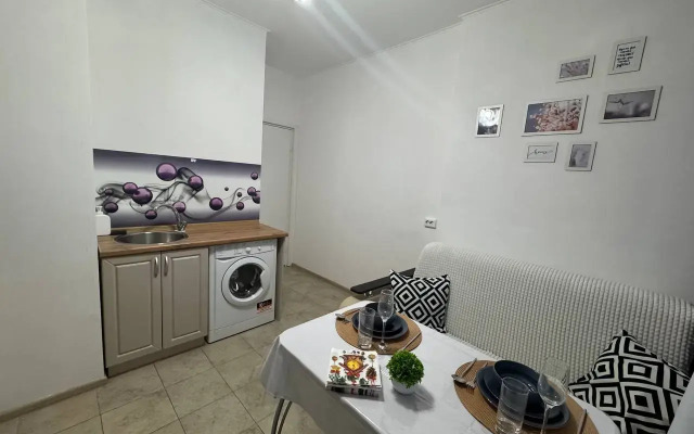 Uyutnaya V Krasivom Rayone Flat