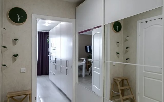 ZhK Lazurnyij Family Apartment