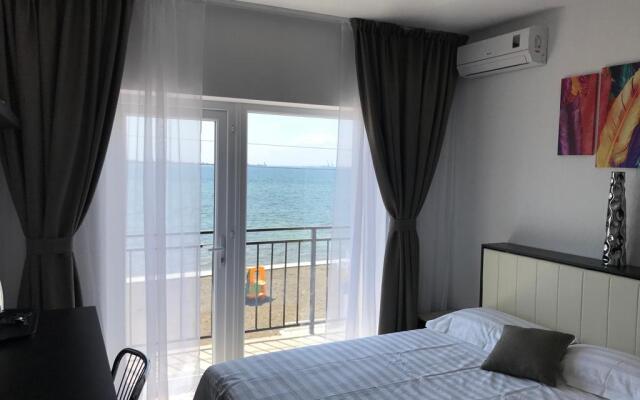 Гостевой Дом Ривьера на Парусе