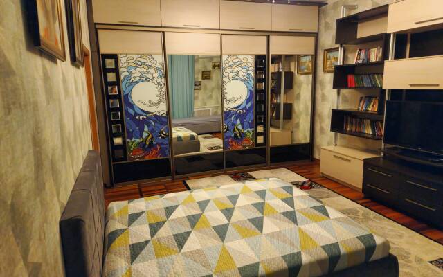 U Pushkinskogo Teatra Tsentr Flat