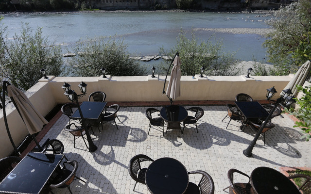 Sanapiro Hotel