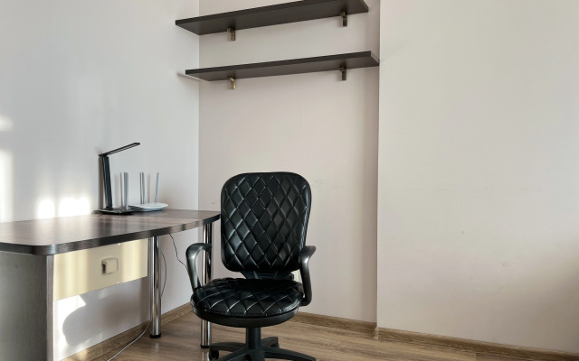 Prostornaya Kvartira V Tsentre Goroda Flat