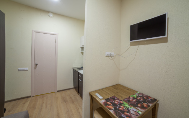 Apartments on Yunaya 11