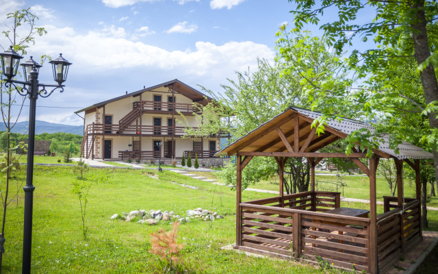 Gornaya Sloboda Hotel