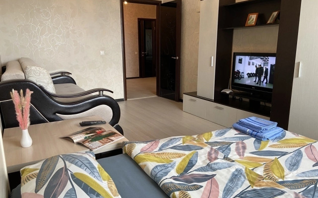 Na Ulitse Mikheeva 25 Flat
