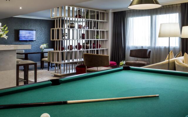 Crowne Plaza Dubai - Deira, an IHG Hotel