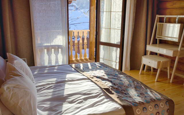 Snegiri Village Hotel