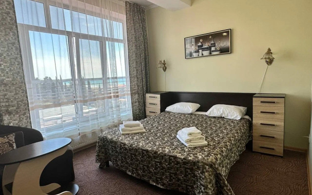 SL Kavkaz Hotel