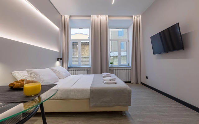 A6 U Ermitazha Apartments 1