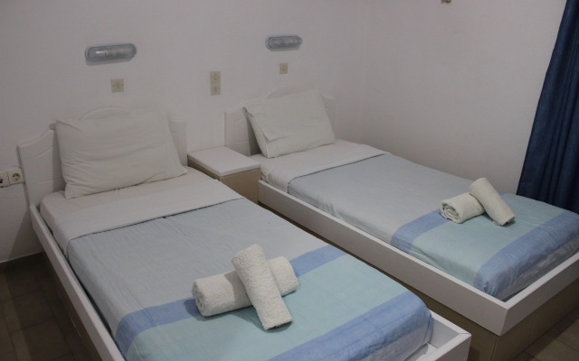 The Three Anchors Rooms Hotel