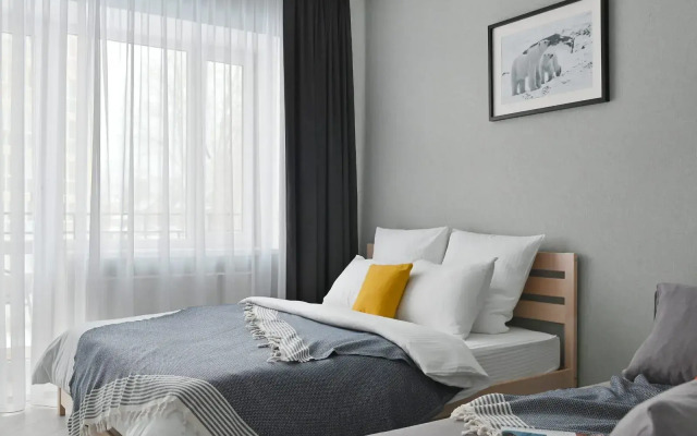 Baltiyskiy briz: tri komnaty u morya Flat