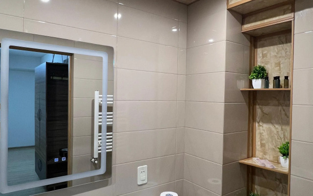 Dvukhkomnatnaya V Samom Tsentre Yerevana Flat