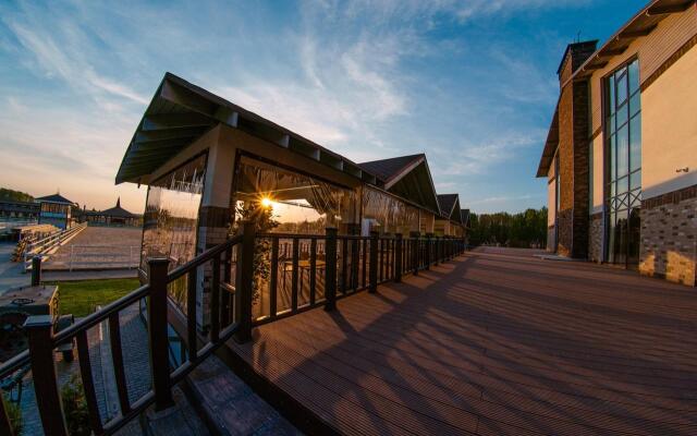 Конный клуб Звёздный