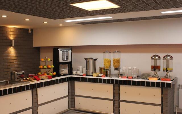 Chisto Hotel