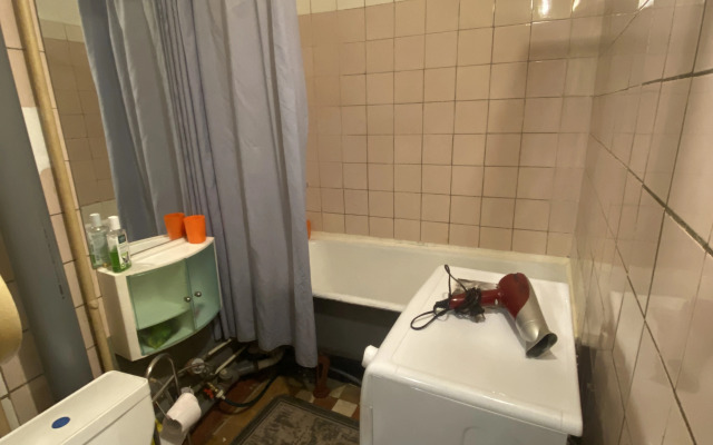 Na Kashtanovoj Allee Flat