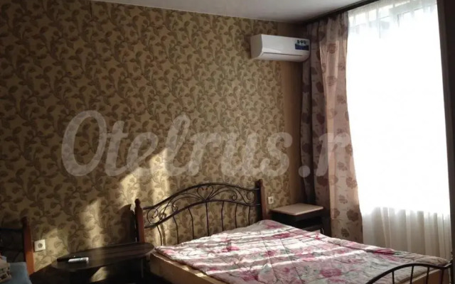 Elina Guest House