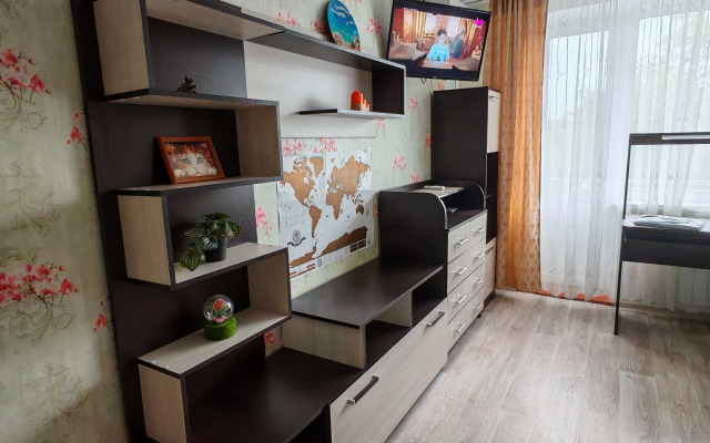 Uyutnaya Svetlaya Kvartira V Serdtse Mostovskogo Flat
