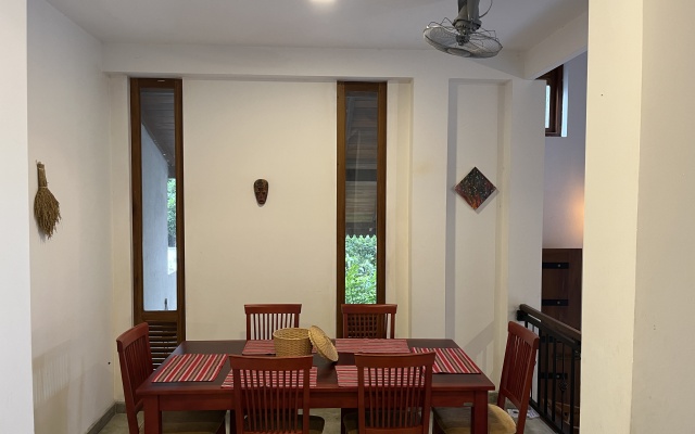 Dinoos Weligama Villa