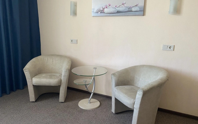 Eighth Sky Mini Hotel