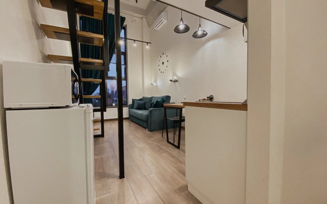 Квартира Green FOX с панорамными окнами на Савушкина