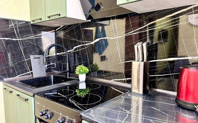 Na Partizanskom Prospekte 13 Flat