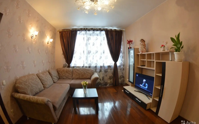 Апартаменты Евродвушка на Ставровской 3