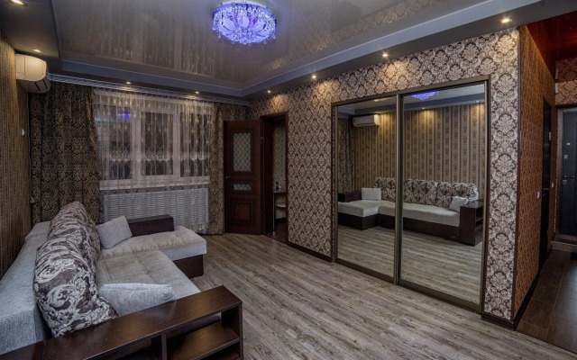 S sovremennym interyerom Flat