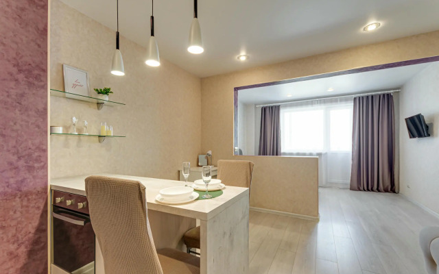 Kvartiryi posutochno Komfort Flat