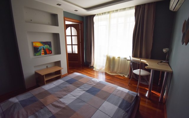 Квартира Просторная 6