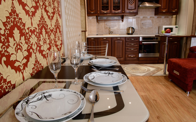 Апартаменты Золотой ключ рядом с МВДЦ Сибирь с джакузи