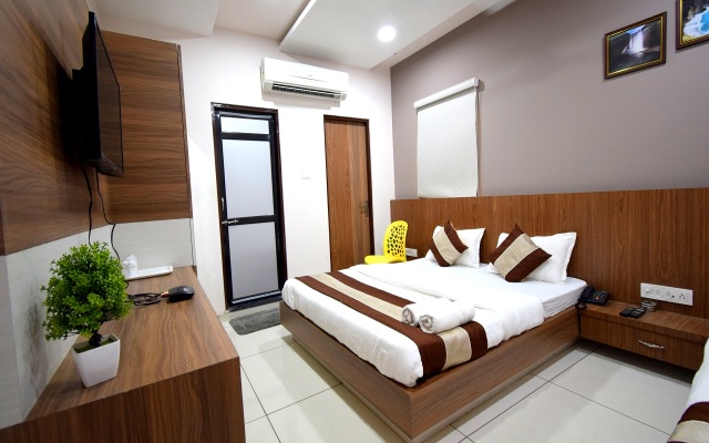 Embassy Hotel
