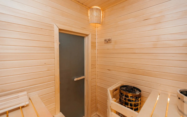 Yousinn Raduzhnaya 58 Private house