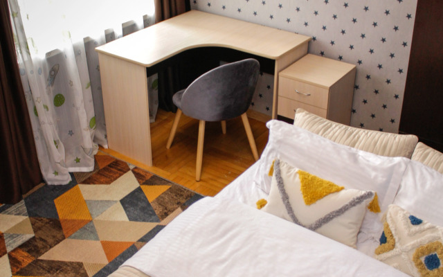 Квартира Двухкомнатная в Центре