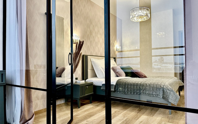 Dizaynerskiy 2-kh komnatny lyuks Flat