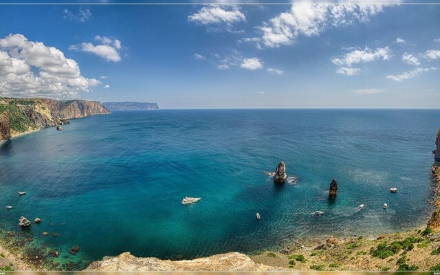 Апартаменты Фиолeнт Village У Александра