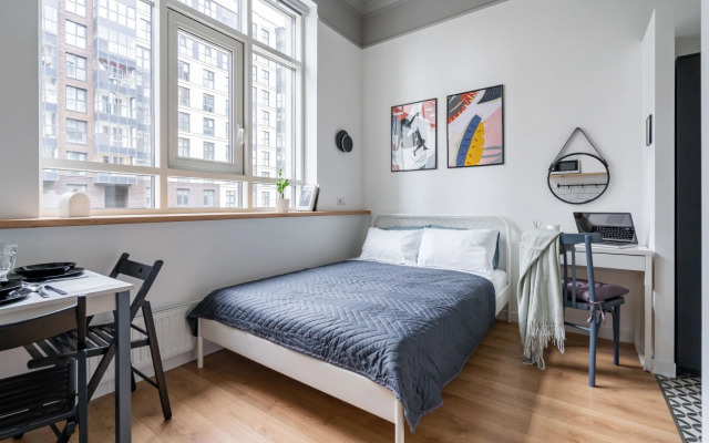 Aurora White Apartments