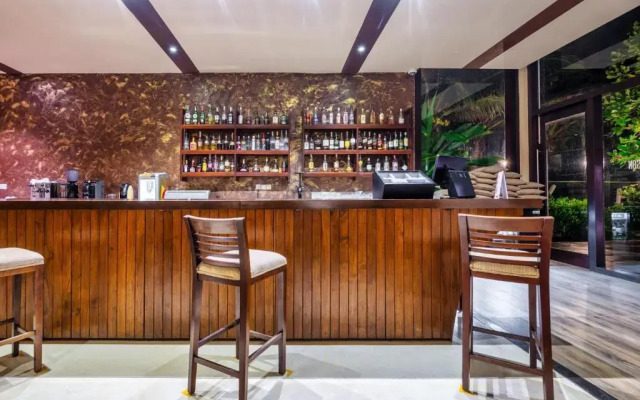 Hotel Shinagawa Beach Hotel