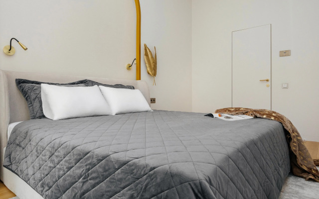 S 1j Spalney Majesty2 Flat