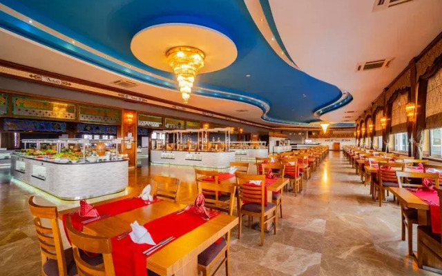 Senza Grand Santana Hotel