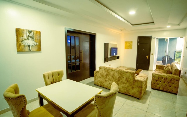 247 Luxury Hotel & Apartment Ajah Hotel