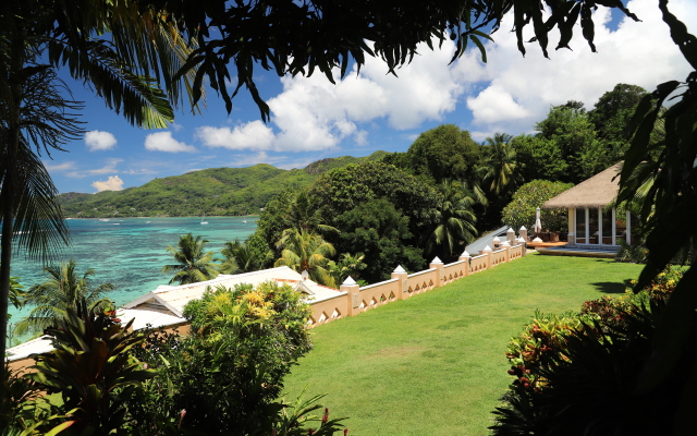 Au Fond De Mer View Apartments